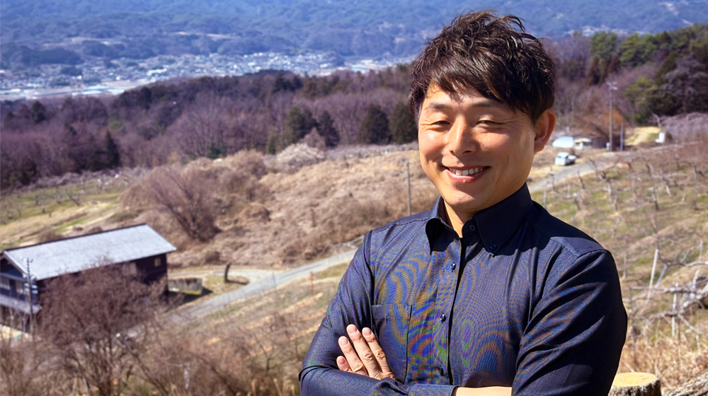 モンスターズライティング株式会社 代表 佐伯怜司と伊那谷の風景